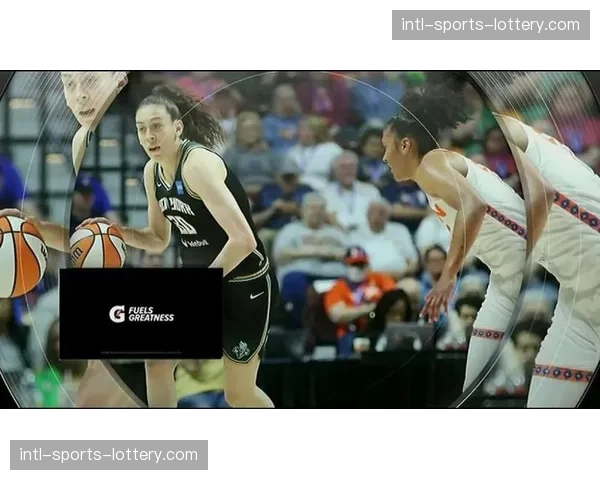 WNBA新赛季揭幕:纽约自由人战胜康涅狄格太阳,布蕾安娜·斯图尔特砍下28分 WNBA新赛季揭幕:纽约自由人战胜康涅狄格太阳,布蕾安娜·斯图尔特砍下28分